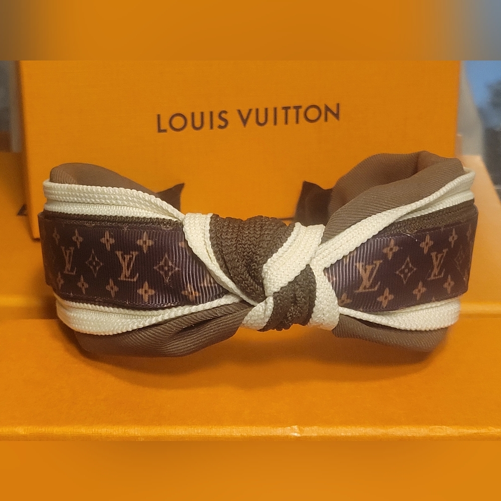 Louis Vuitton Brown and Cream Hair Accessory